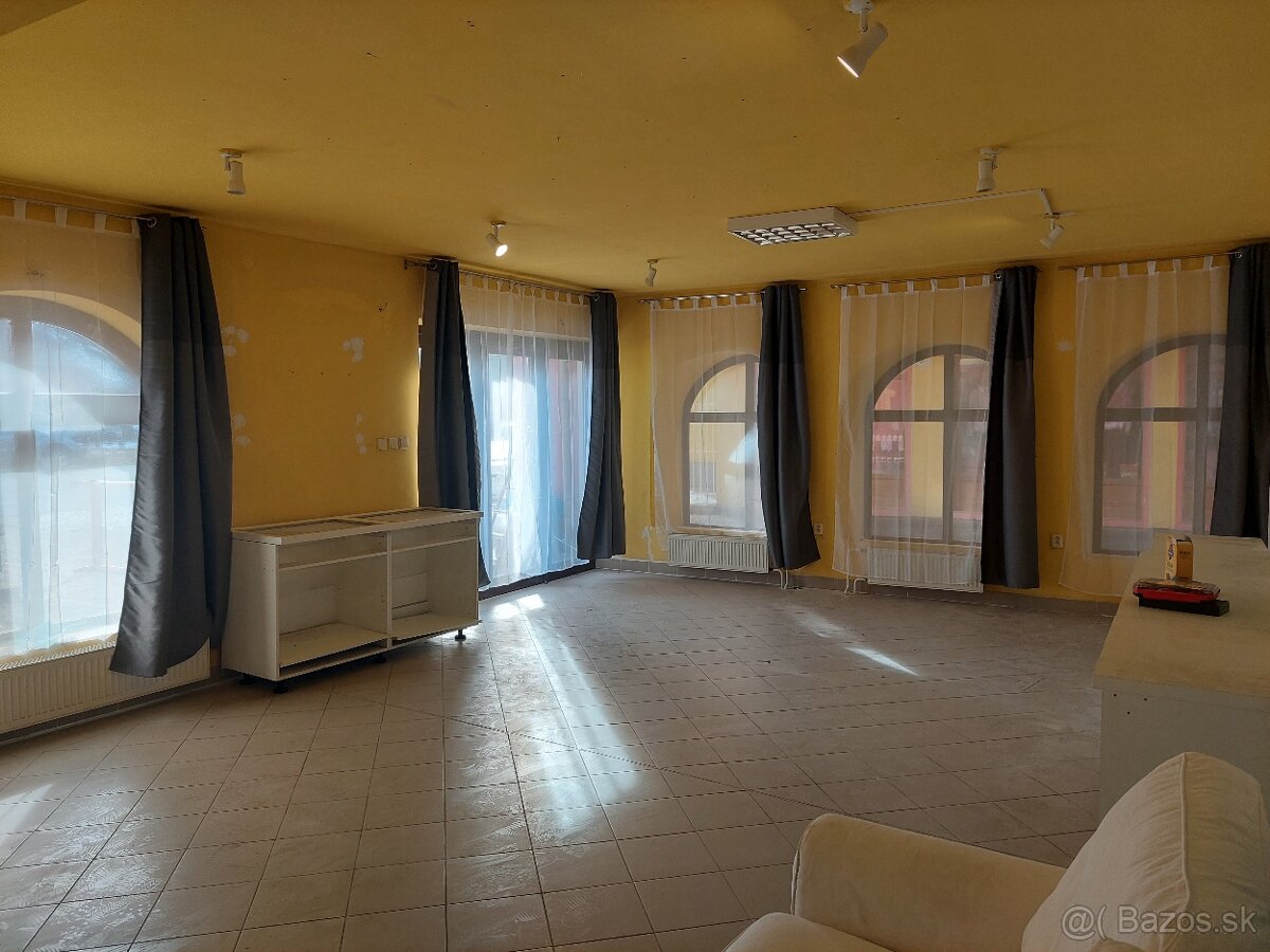 Bezbariérový byt 98 m2 v centre Lučenca - 9