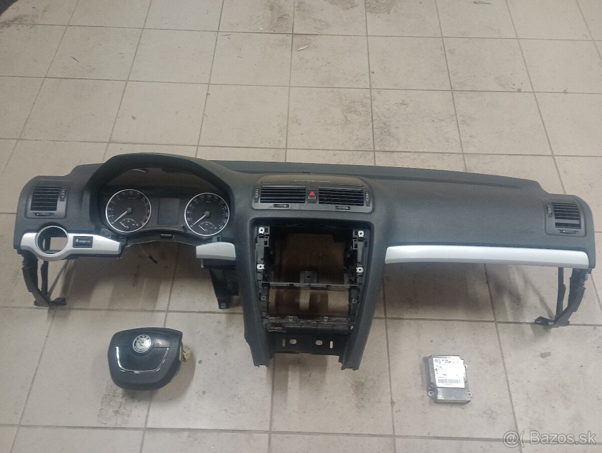 Diely Skoda Octavia 2 facelift - 9