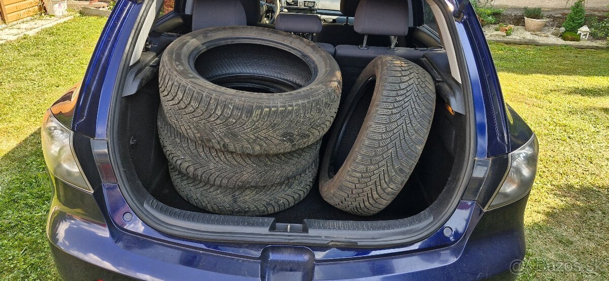 Mazda 3 1.6 benzín - 9