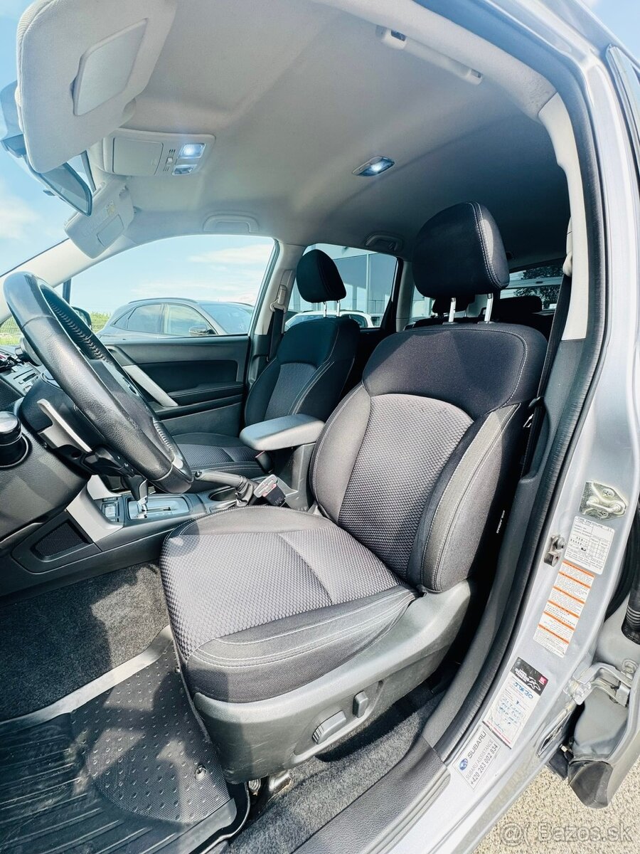 Subaru Forester 2.0i Comfort CVT - 9