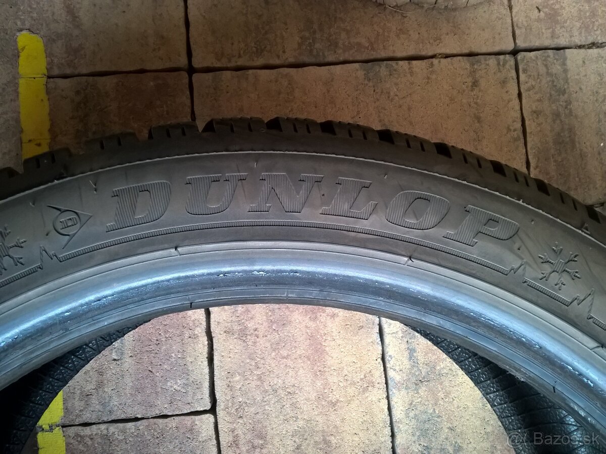 ZIMNÉ 225/45 R17 NOKIAN a DUNLOP cca 7-8 mm UŽ OD 35,-€/kus - 9