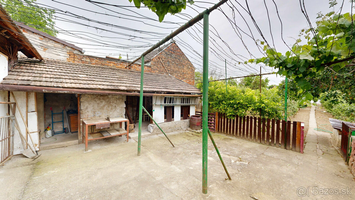 3-izbový rodinný dom s veľkým pozemkom 1454 m² - 9