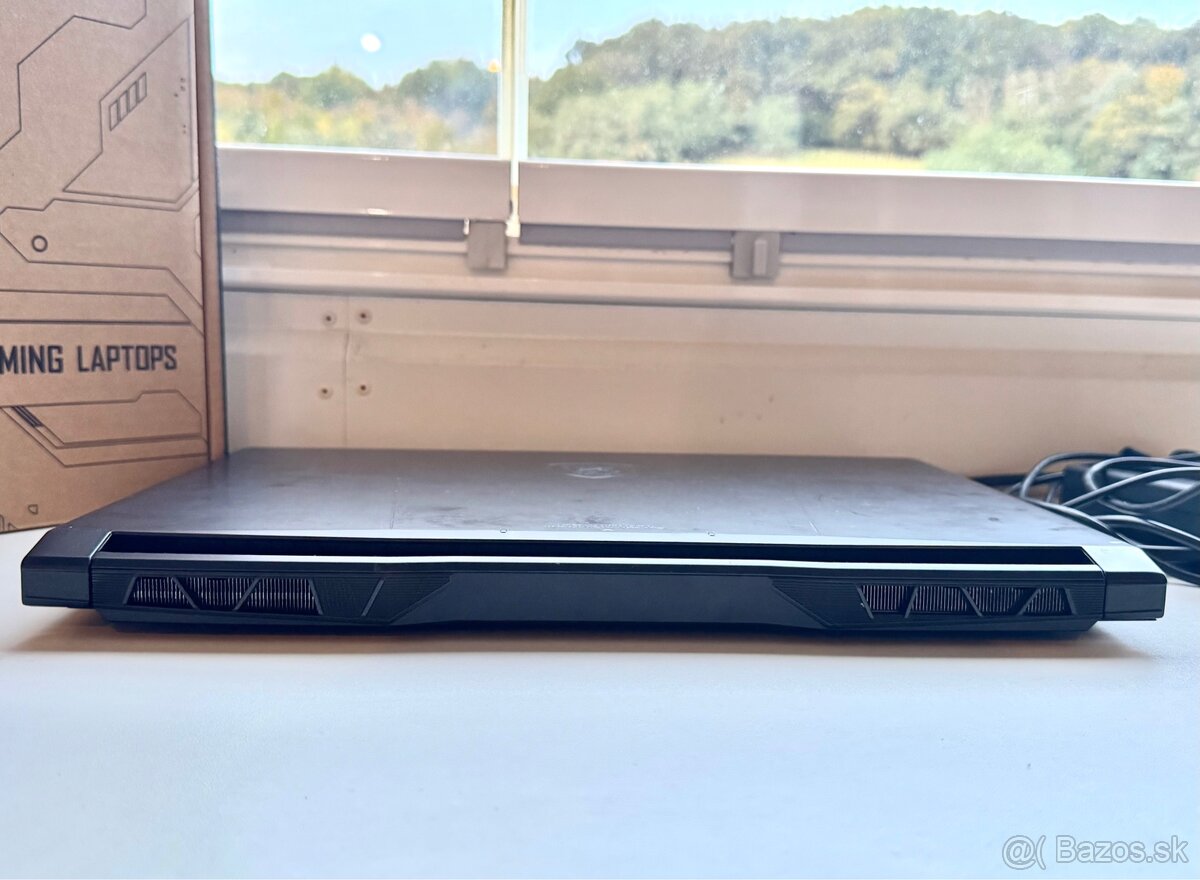 MSI Katana 15 –RTX 4070 i7-12650H - 9