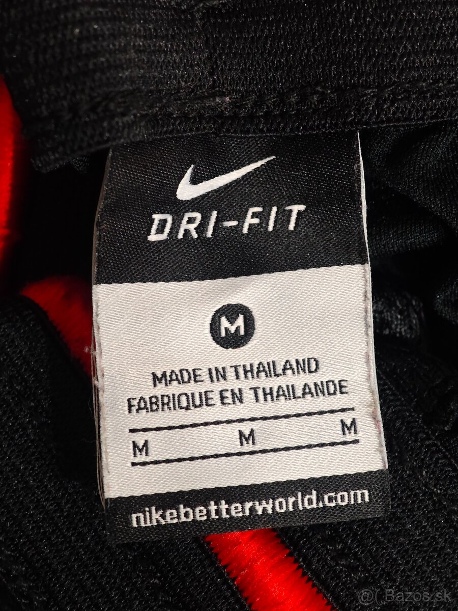 Nike kraťasy - 9