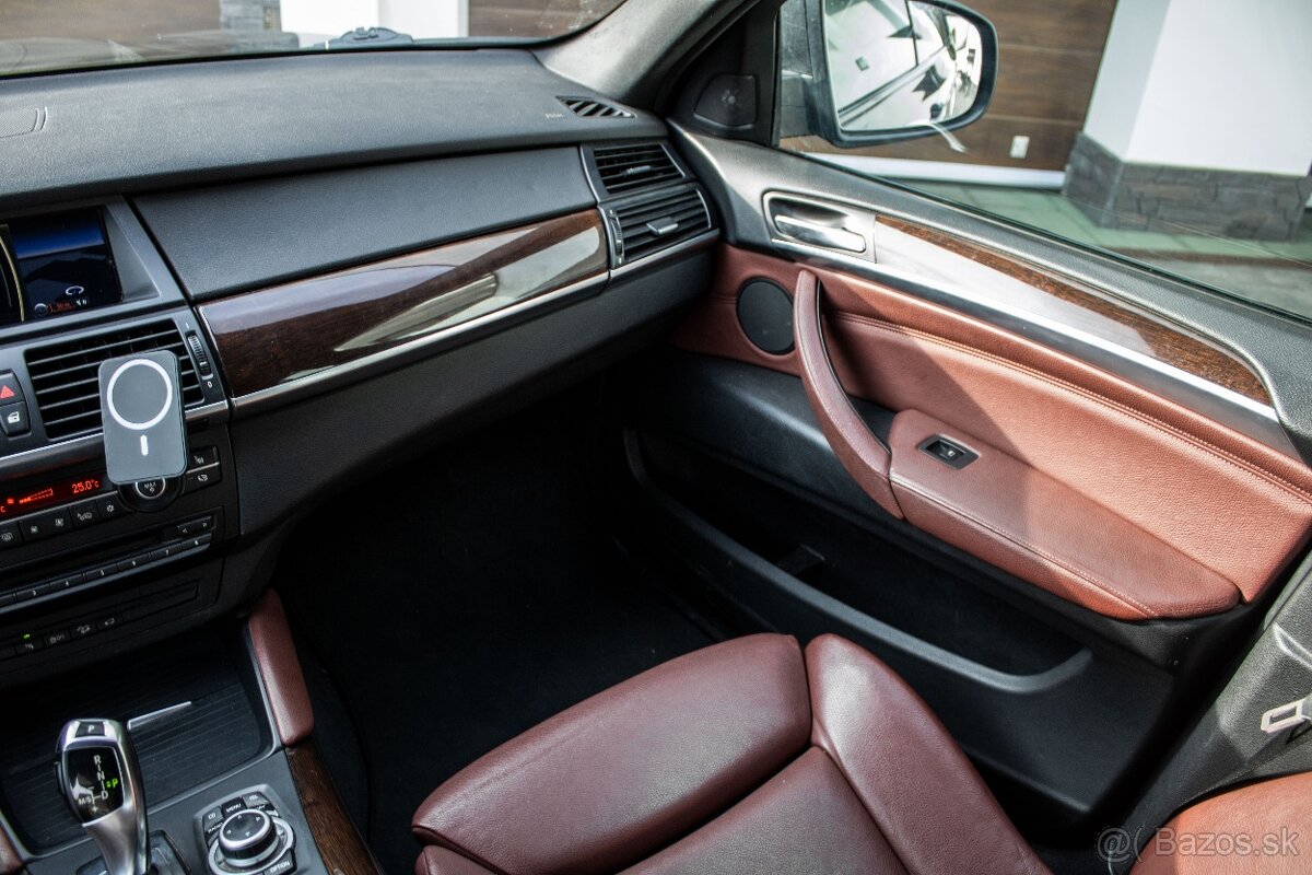 BMW X6 xDrive 35i 225kW AT - 9