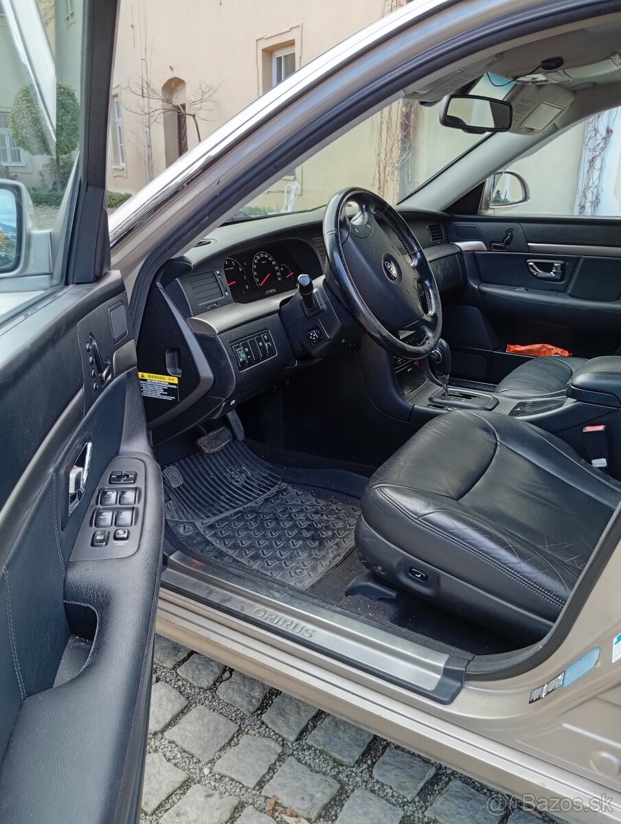 Kia Opirus 3.5 V6 LPG - 9