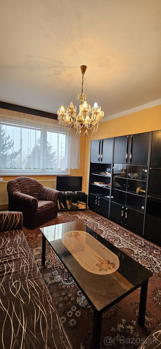 Byt 2+1 s loggiou na sídlisku Západ II, Smižany, okres SNV - 9