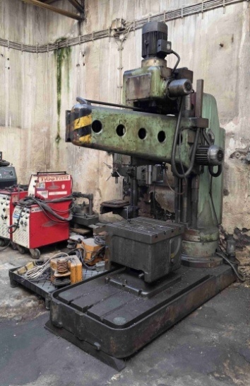 Prodávám Použitá vrtačka VR 4 A, r. v. 1966 - 9