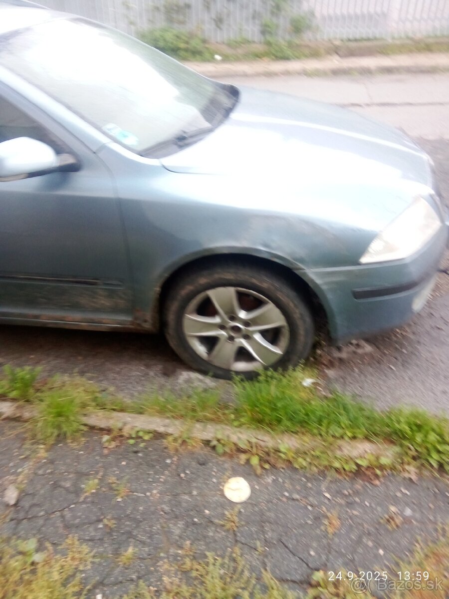 Predám na náhradné diely len v celku - 9