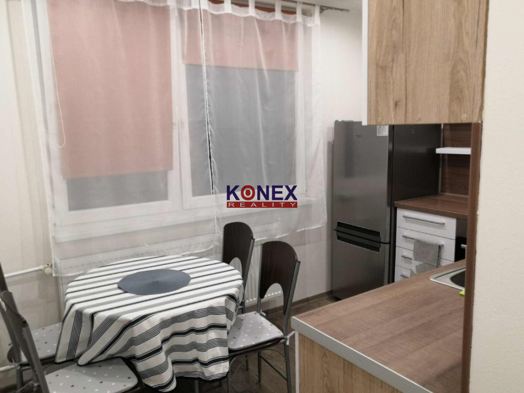 NA PREDAJ 2-izbový byt ŠTEFÁNIKOVA ul. MICHALOVCE - 9