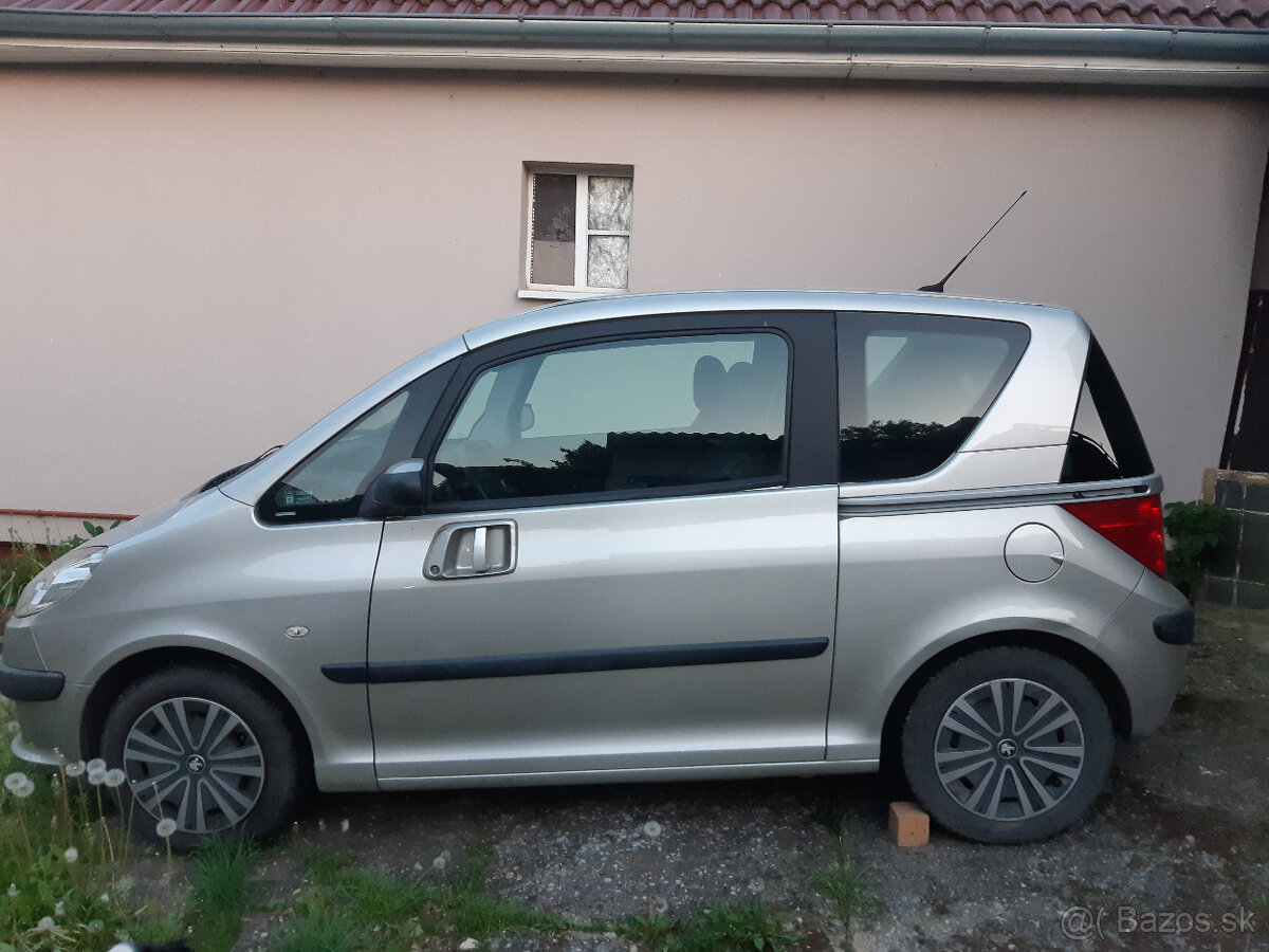 Peugeot 1007 HDI - 9