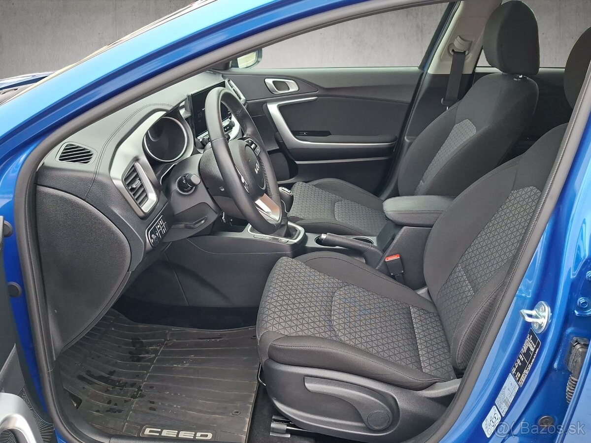 Kia CEED 1,5 T-GDi M6 SILVER PACK103kW/140k - 9