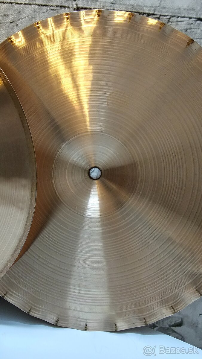 PAISTE 2002 13" HI-HAT, SOUND EDGE - 9
