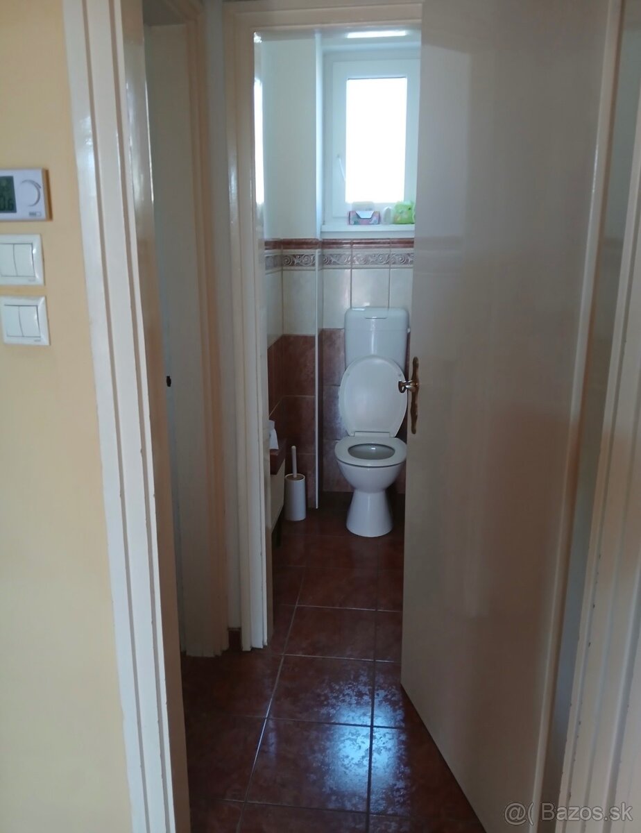 Predaj 6 izboveho domu v Rajke - 9