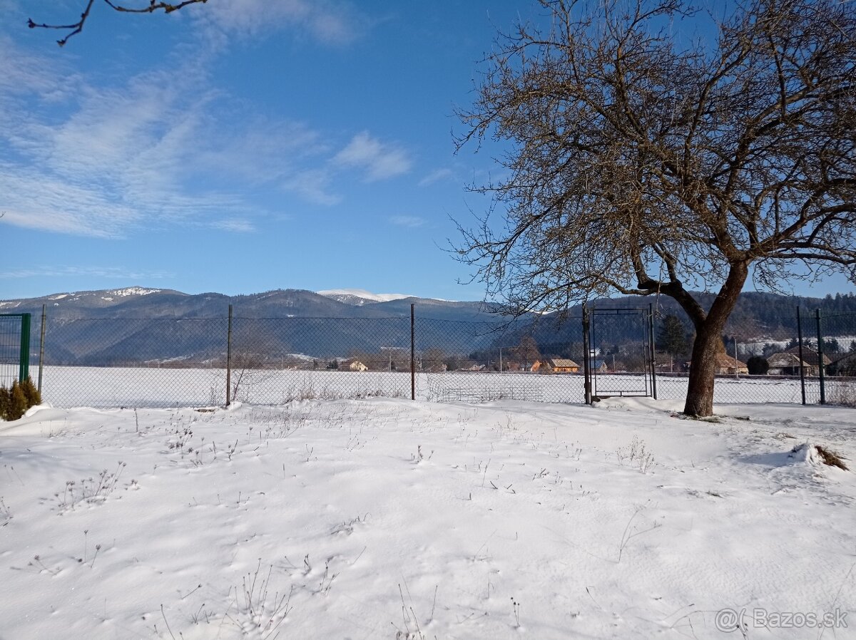 Chalupa na predaj v obci Jasenie - 9