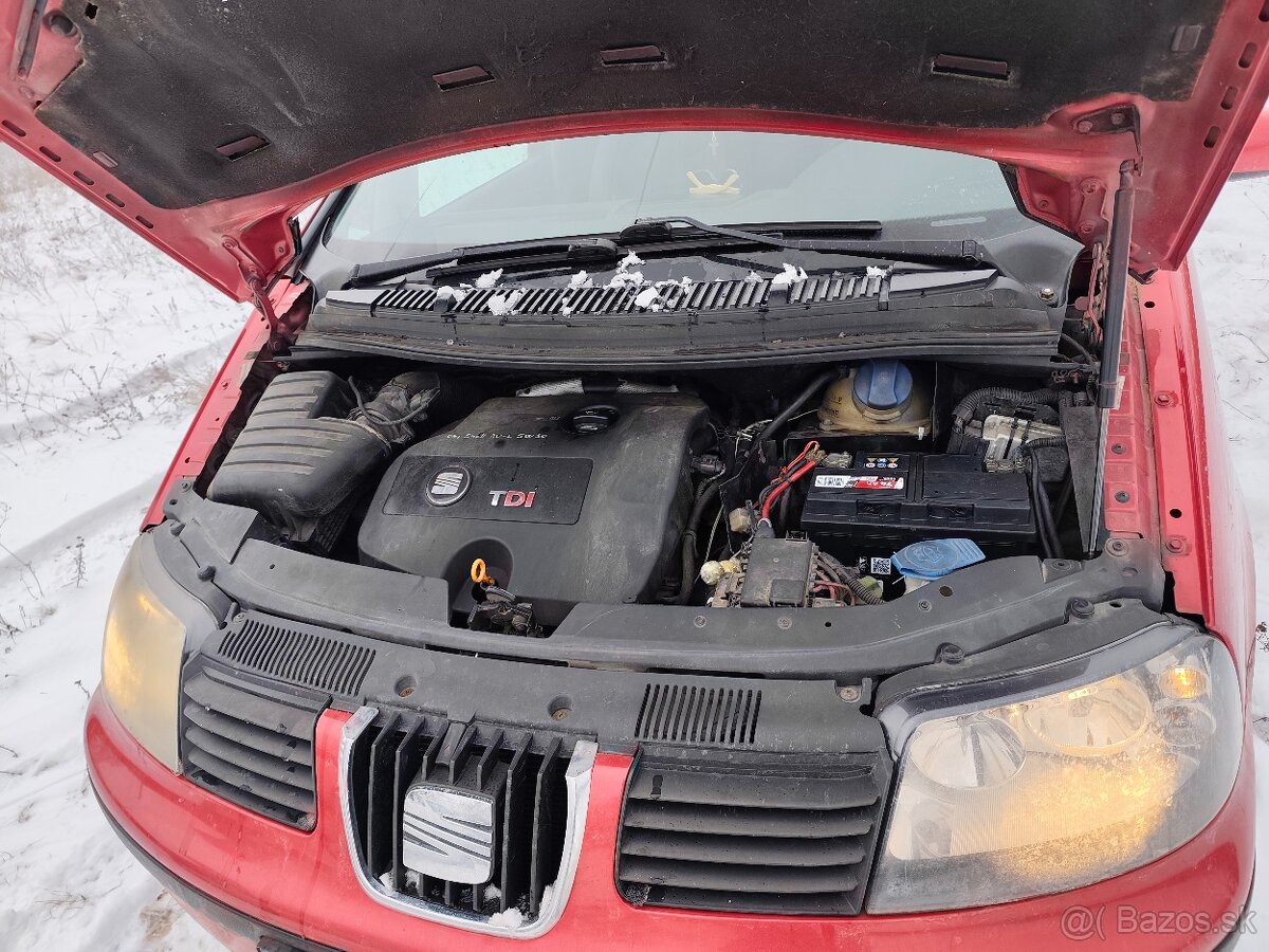 Seat Alhambra 1.9tdi 85kw r.v2000, 7 miestne - 9