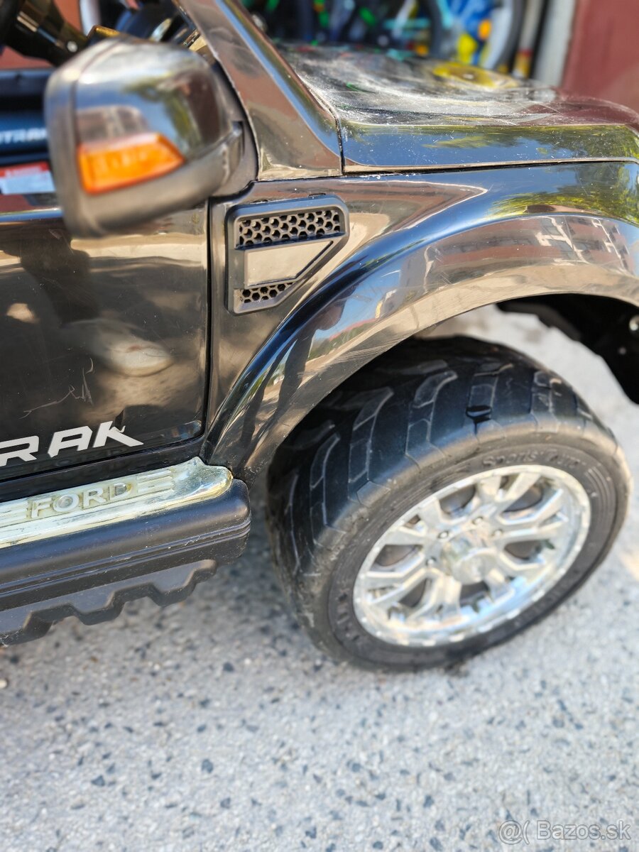 Elektrické auto pre dvoch 4x4 - 9