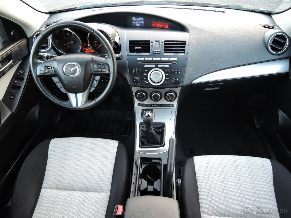 Mazda 3, 1,6i 16V Servis DualKlima 2010 - 9