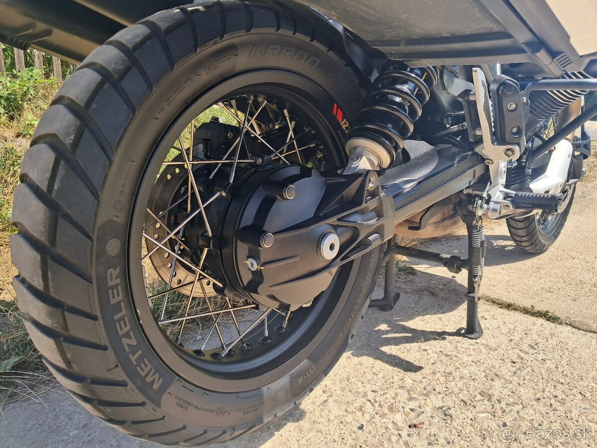 Moto Guzzi V 85 TT Travel abs - 9
