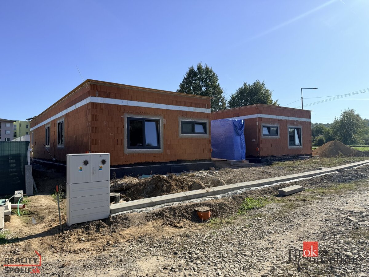 REZERVOVANÉ - Novostavba rodinného domu v Dudinciach. (verzi - 9