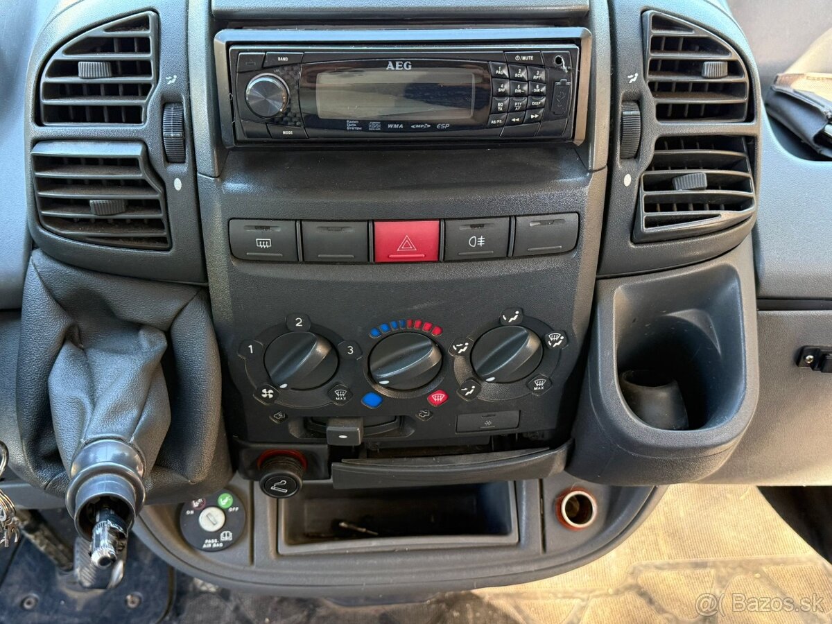 CITROEN JUMPER 2,2 HDI RV 2004 9 MIESTNE - 9