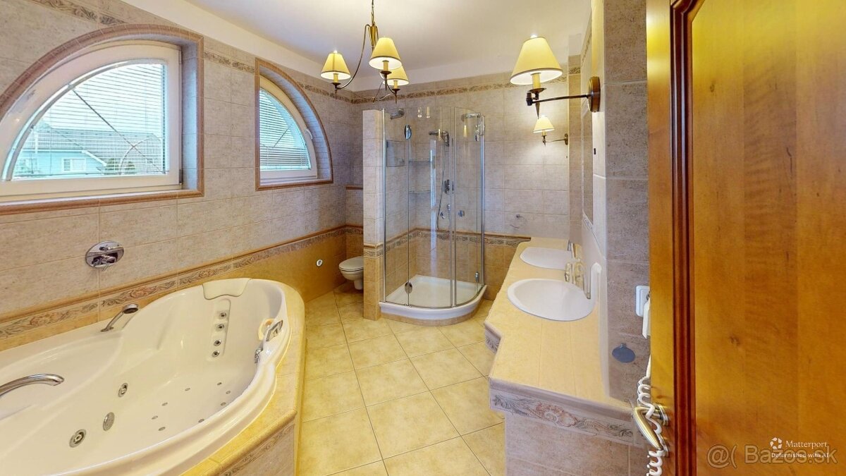 Nadštandardný rodinný dom s wellnesom - 9