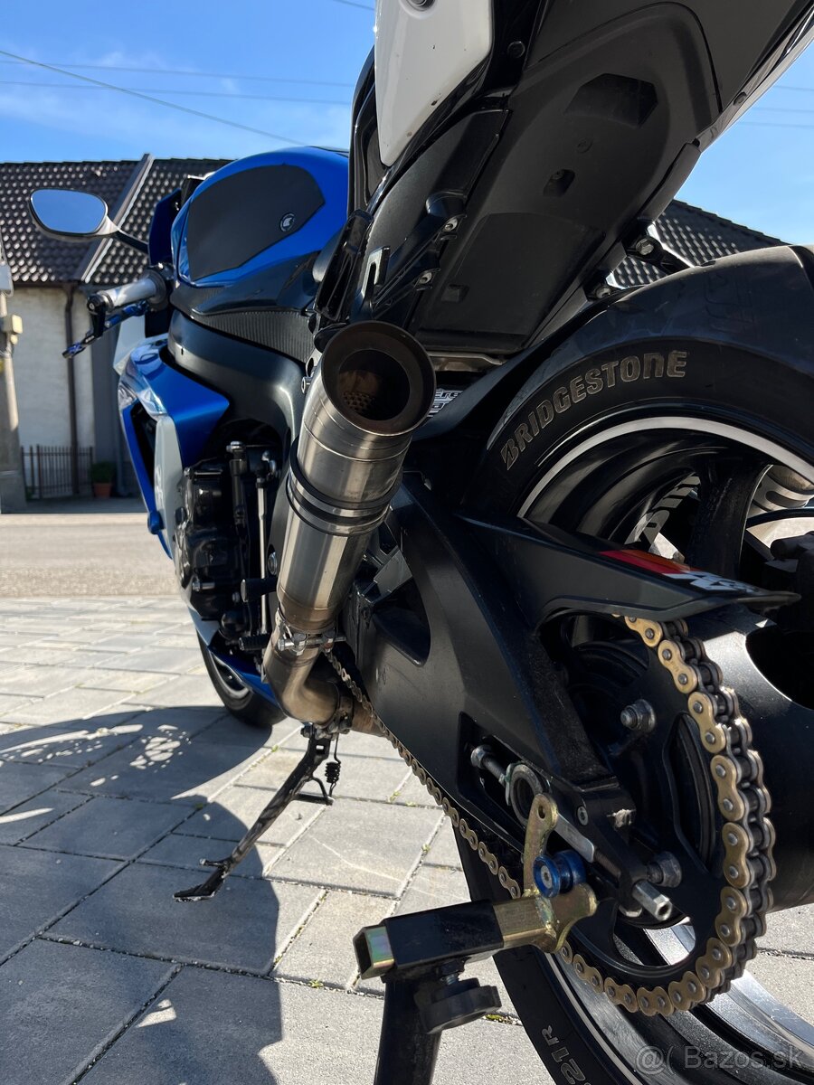 Suzuki Gsxr 750 K9 - 9