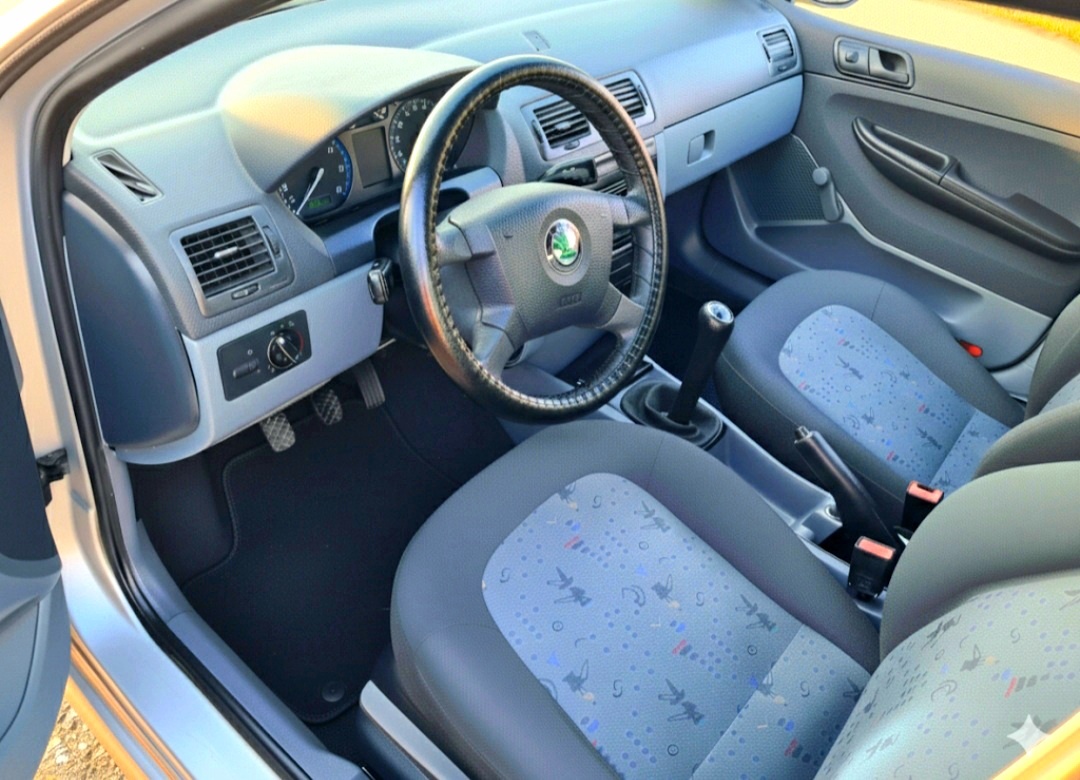 Škoda Fabia Hatchback Benzín 1,4MPI CLASSIC - 9