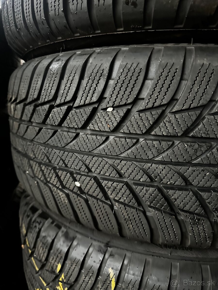 Predám zimnú sadu BMW 17” bridgestone 225/50 r17 - 9