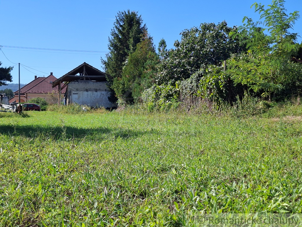 Pozemok s pôvodným domom na výstavbu rodinného domu v podu - 9
