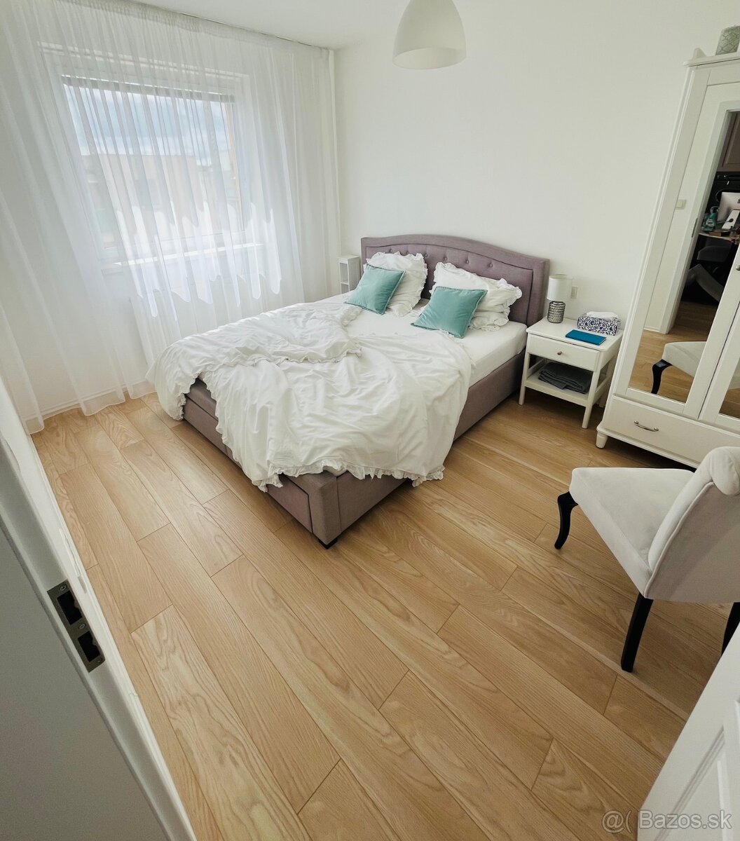 Prenájom 2-izb. BYT Nitra, Dúhové bývanie, zariadený - 9