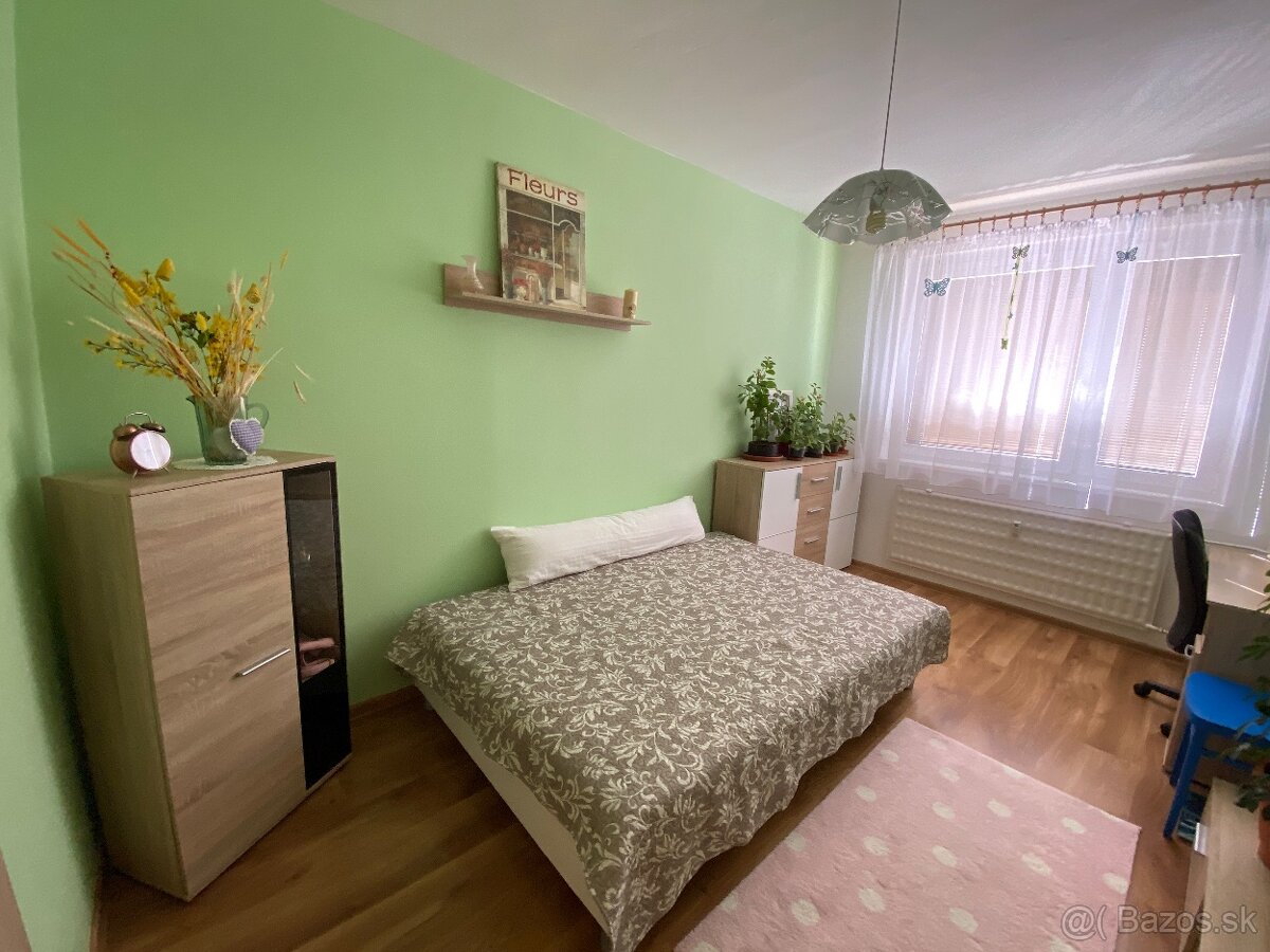 RK EXPRES- na predaj 4 izbový byt v Handlovej. - 9