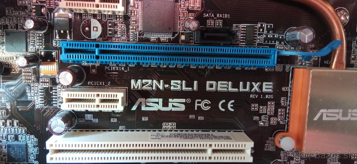 Predam pocitac na media a starsie hry - 9