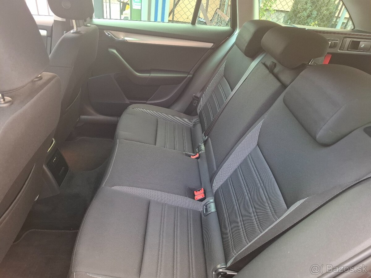 Škoda Octavia 3 - 9