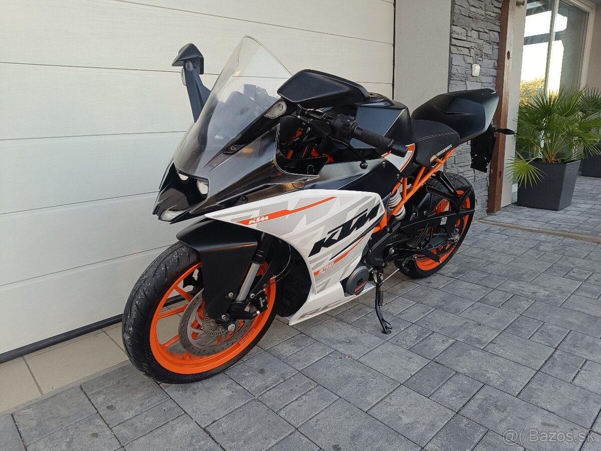 KTM RC 390 -32kW A2 -top stav - 9