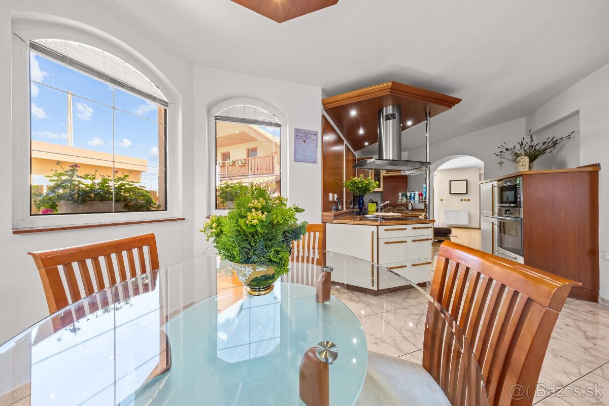 Ponúkame na predaj krásny rodinný dom v Malackách. - 9