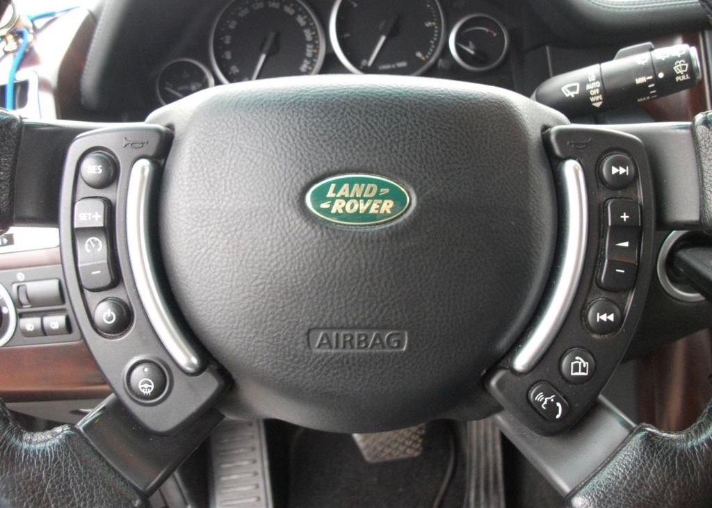 náhradné diely na: Range Rover Vogue 3.0 Td V6 Automatic 4x4 - 9