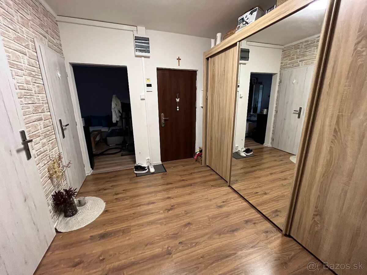 Priestranný 3 izbový byt sídlisko SNP Prakovce - 9