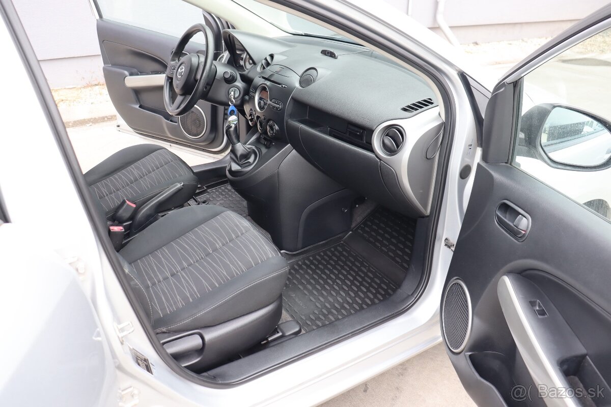 2008 Mazda 2 1.3 - 9
