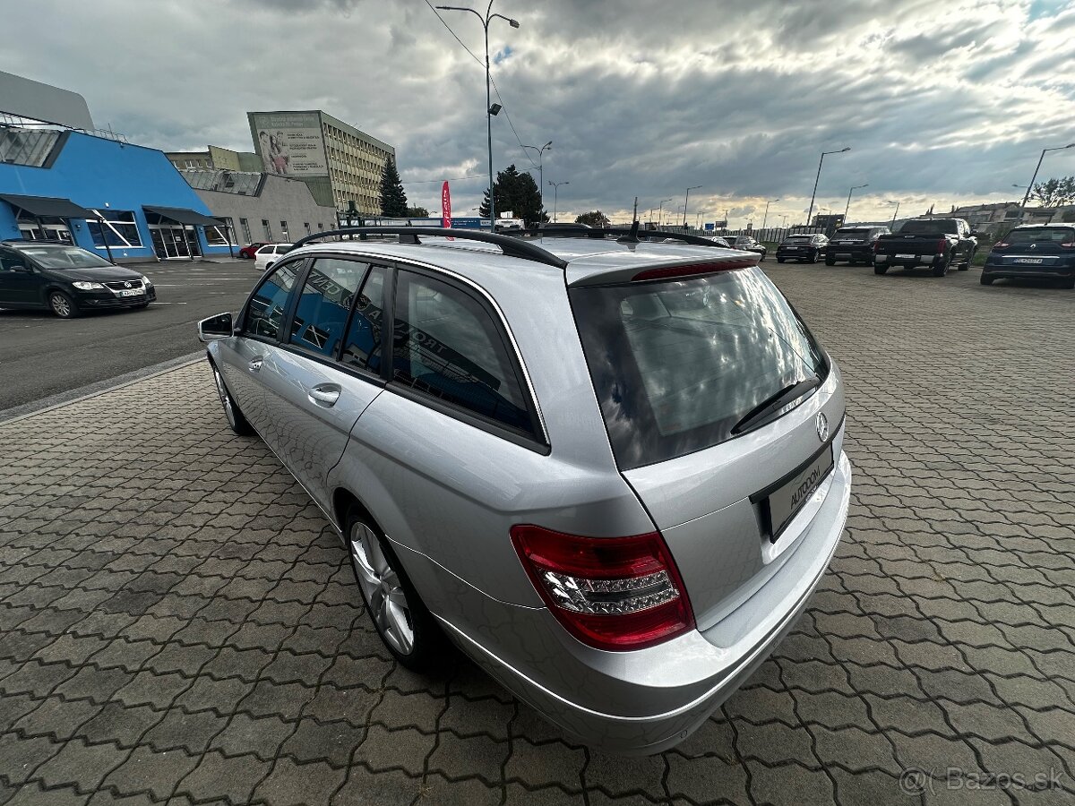 Mercedes-Benz trieda C200 CDI Classic - 9
