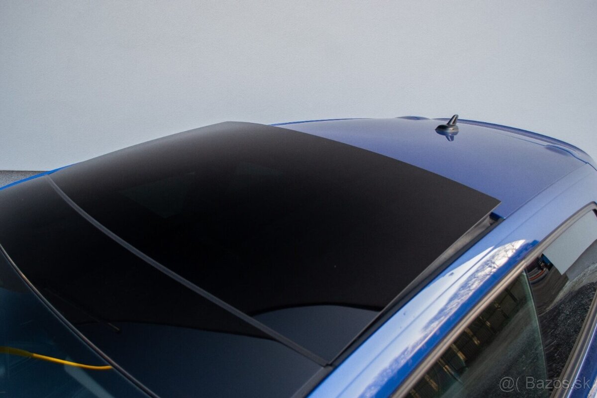 Volkswagen Scirocco R 2.0 TSI - 9