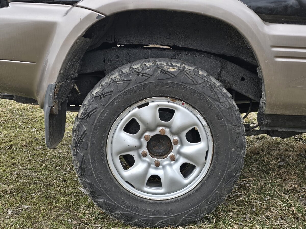 Nissan Terrano II 2.7 - 9