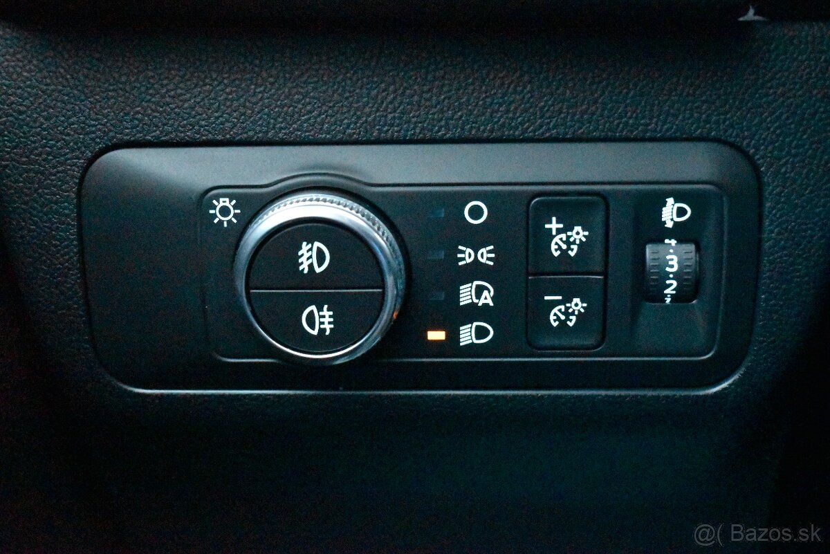 Ford Kuga 2.0 TDCi EcoBlue 190k Titanium A/T AWD - 9