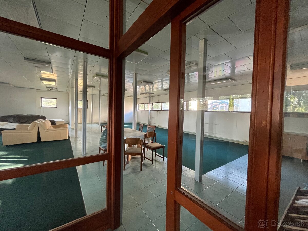 Priemyselný areál na predaj - 9