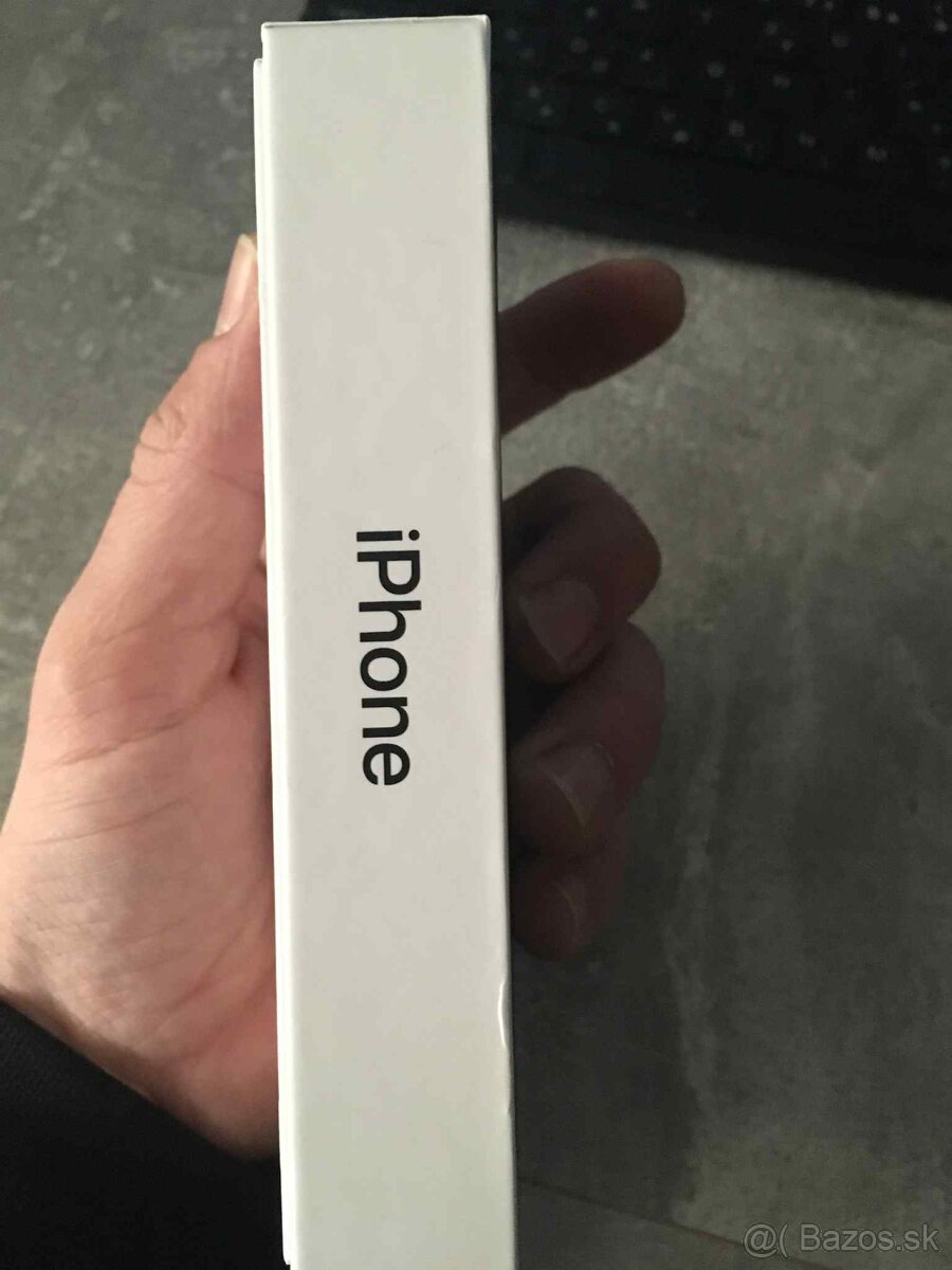 iPhone 13mini midnight 128GB - 9