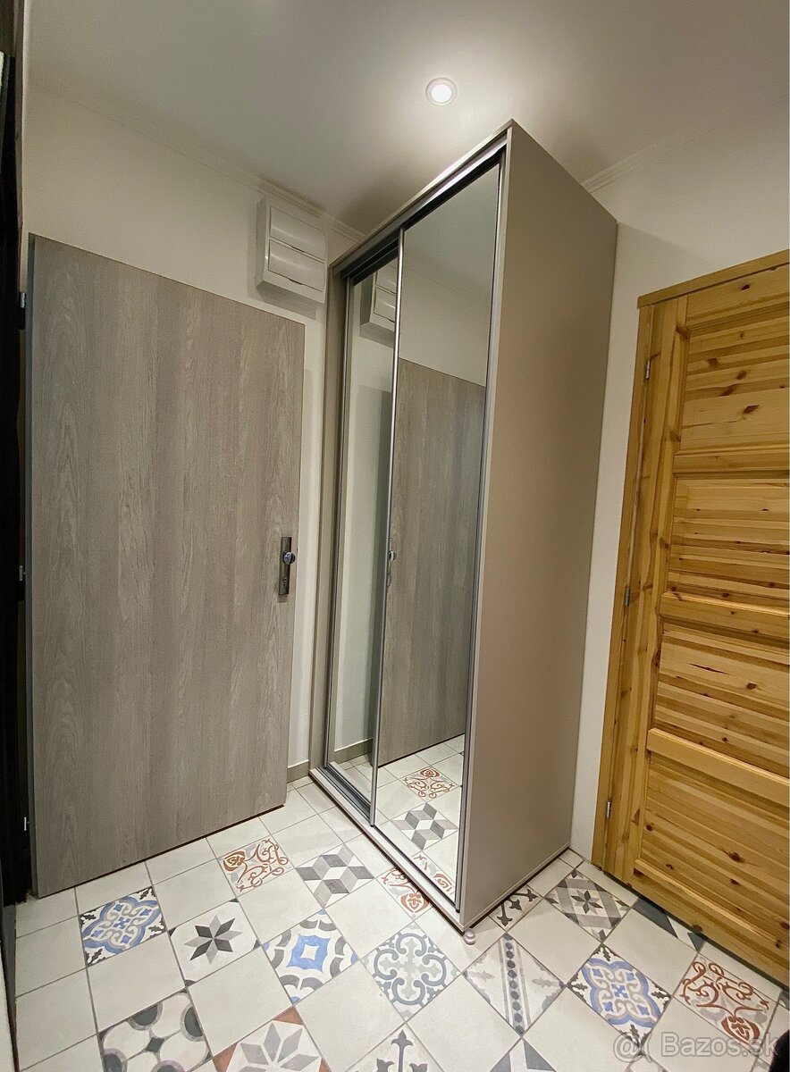 Moderná garsónka len 2 zastávky od centra BA - 9