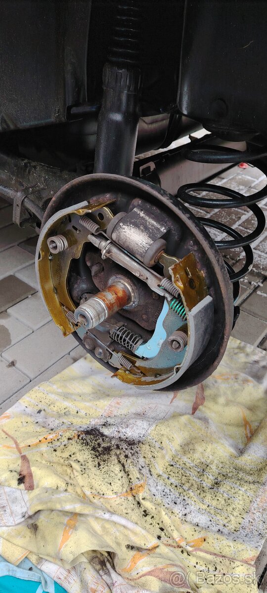 Predám Peugeot 207sw 1,6hdi 66kw - 9