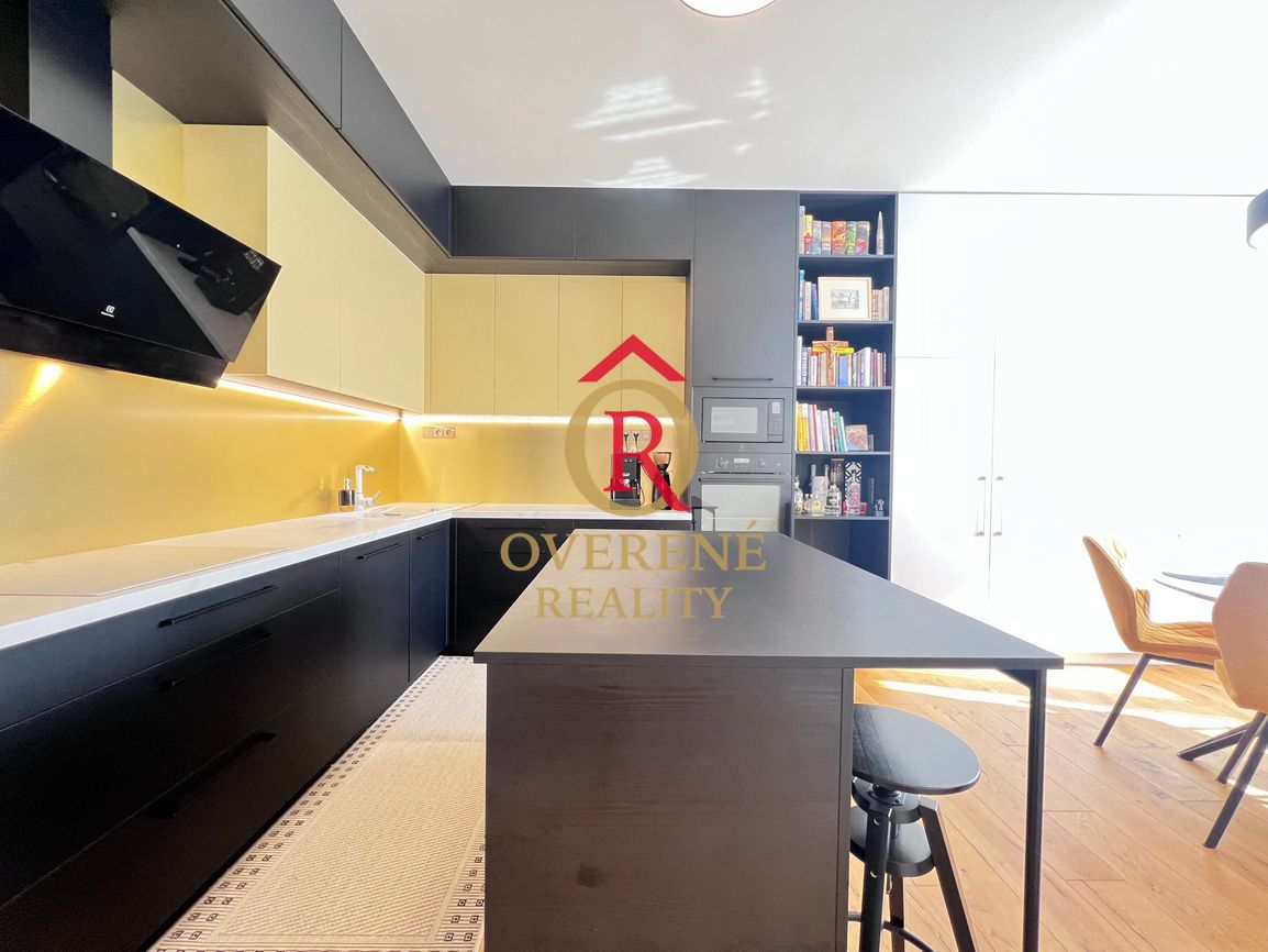 Luxusný 2-izbový byt po kompletnej rekonštrukcii v centre Ba - 9