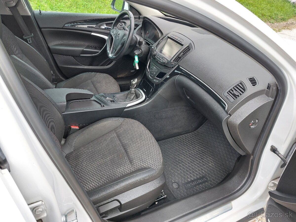 Opel Insignia 2.0 CDTI 170k Start/Stop Cosmo - 9