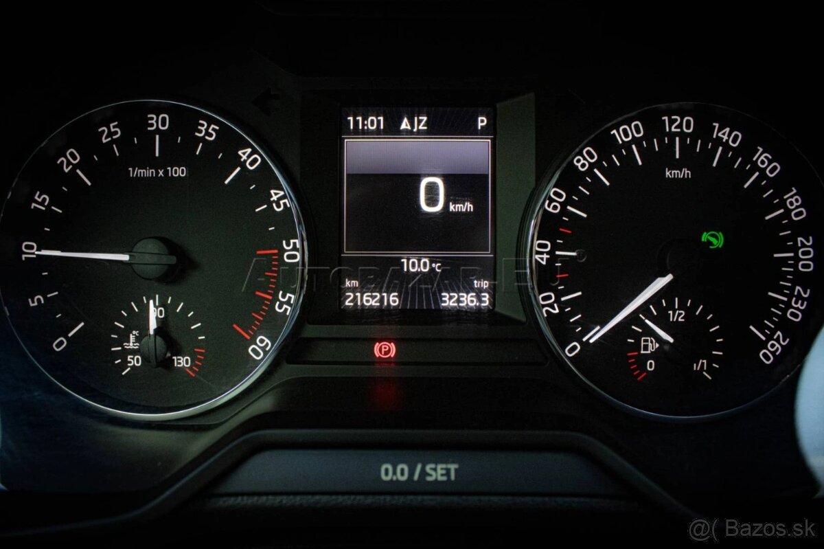 Škoda Octavia 3 combi 2.0TDI 110kw DSG - 9